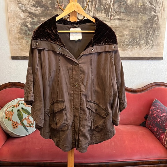 Anthropologie Hei Hei Jackets & Blazers - NWOT Hei Hei Anthropologie NWOT Brown Tondra Cape Jacket Size M/L